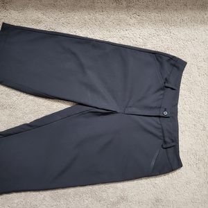 Black Callaway golf shorts.
